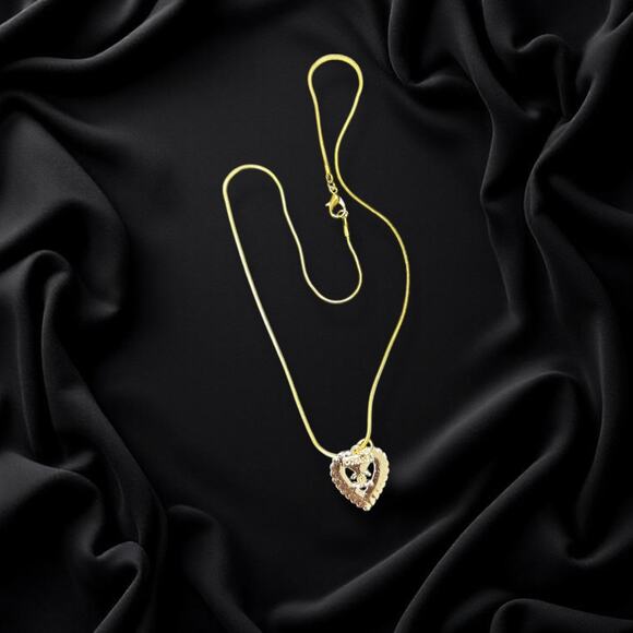 Black/Red Chanel Heart Zipper Pull Button Charm & Free 18in Gold Plated Chain - Picture 3 of 3